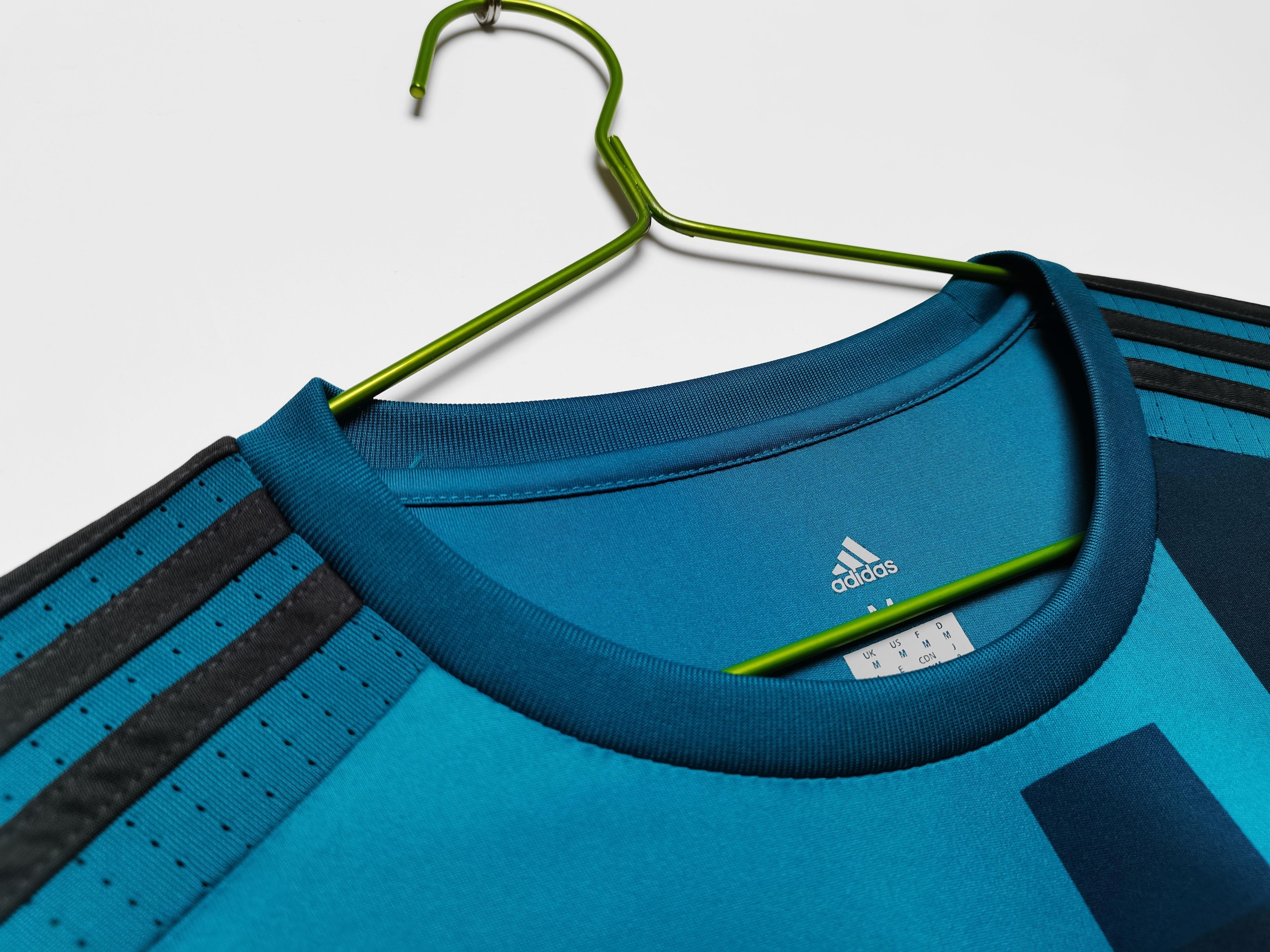 Real Madrid 2017-2018 Long Sleeve Away Kit