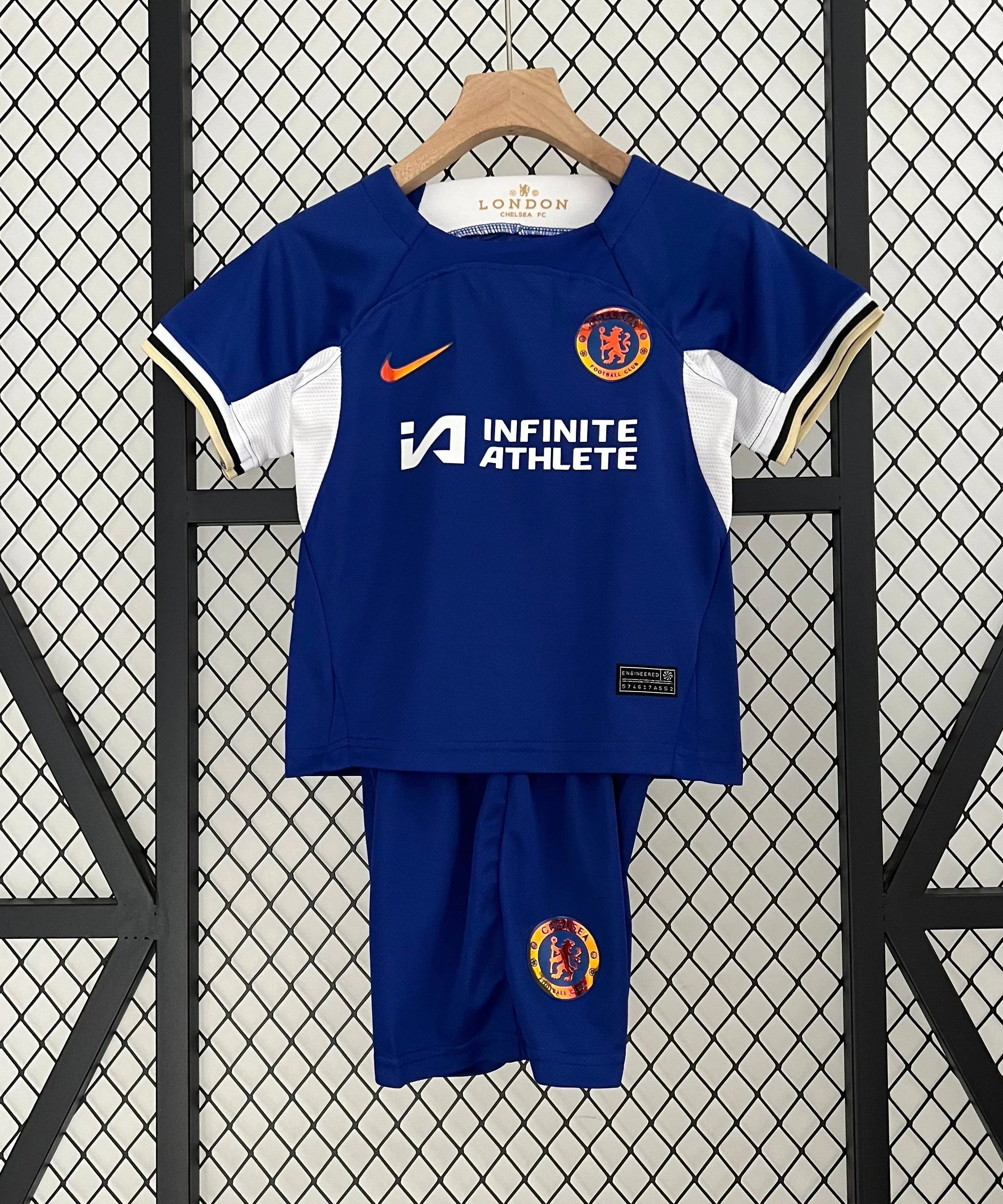 Maillot domicile Chelsea 23/24 Enfants