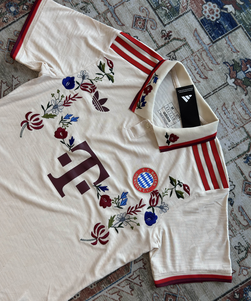 Bayern München Geborduurd Shirt 2023/2024