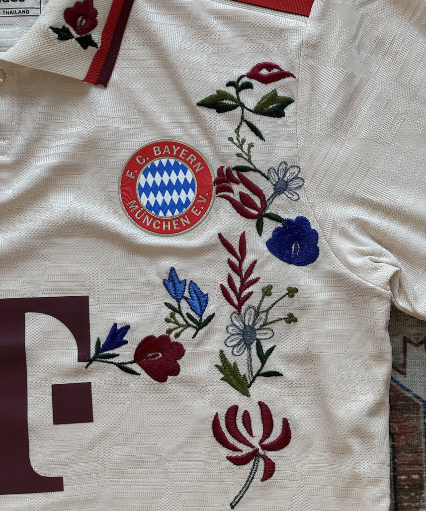 Bayern München Geborduurd Shirt 2023/2024