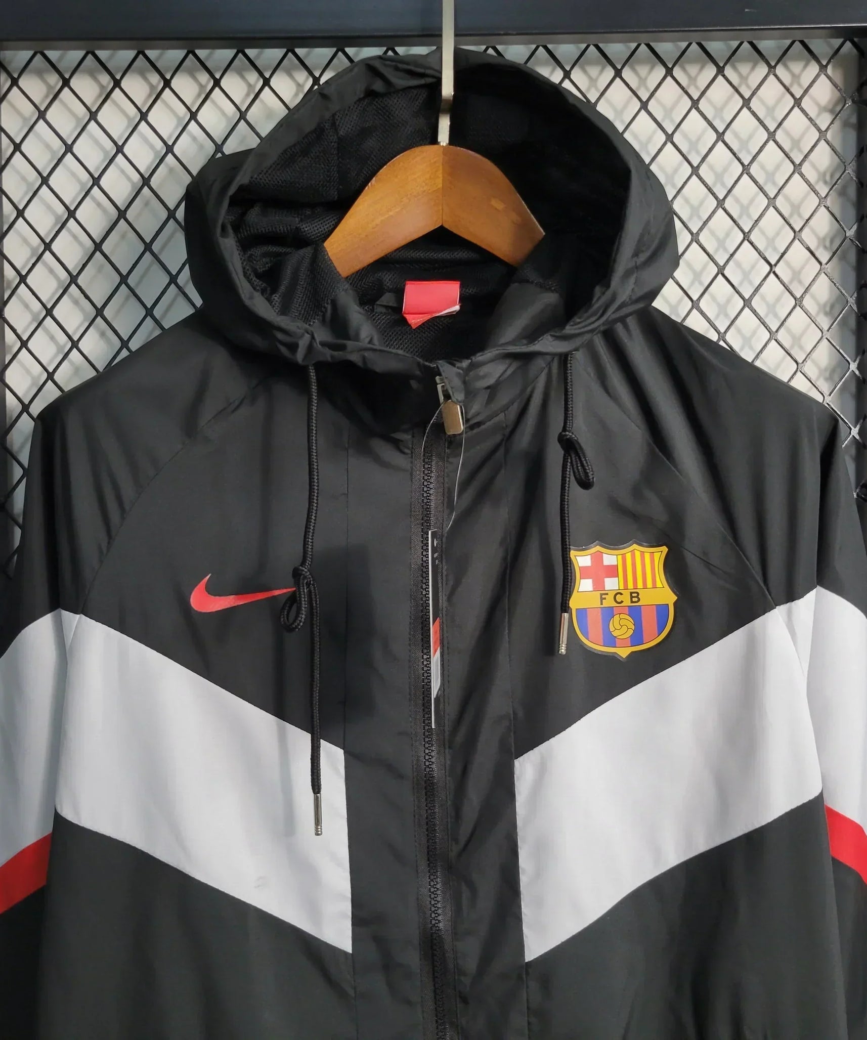 Kurtka Przeciwdeszczowa Barcelona 23/24 - Czarna