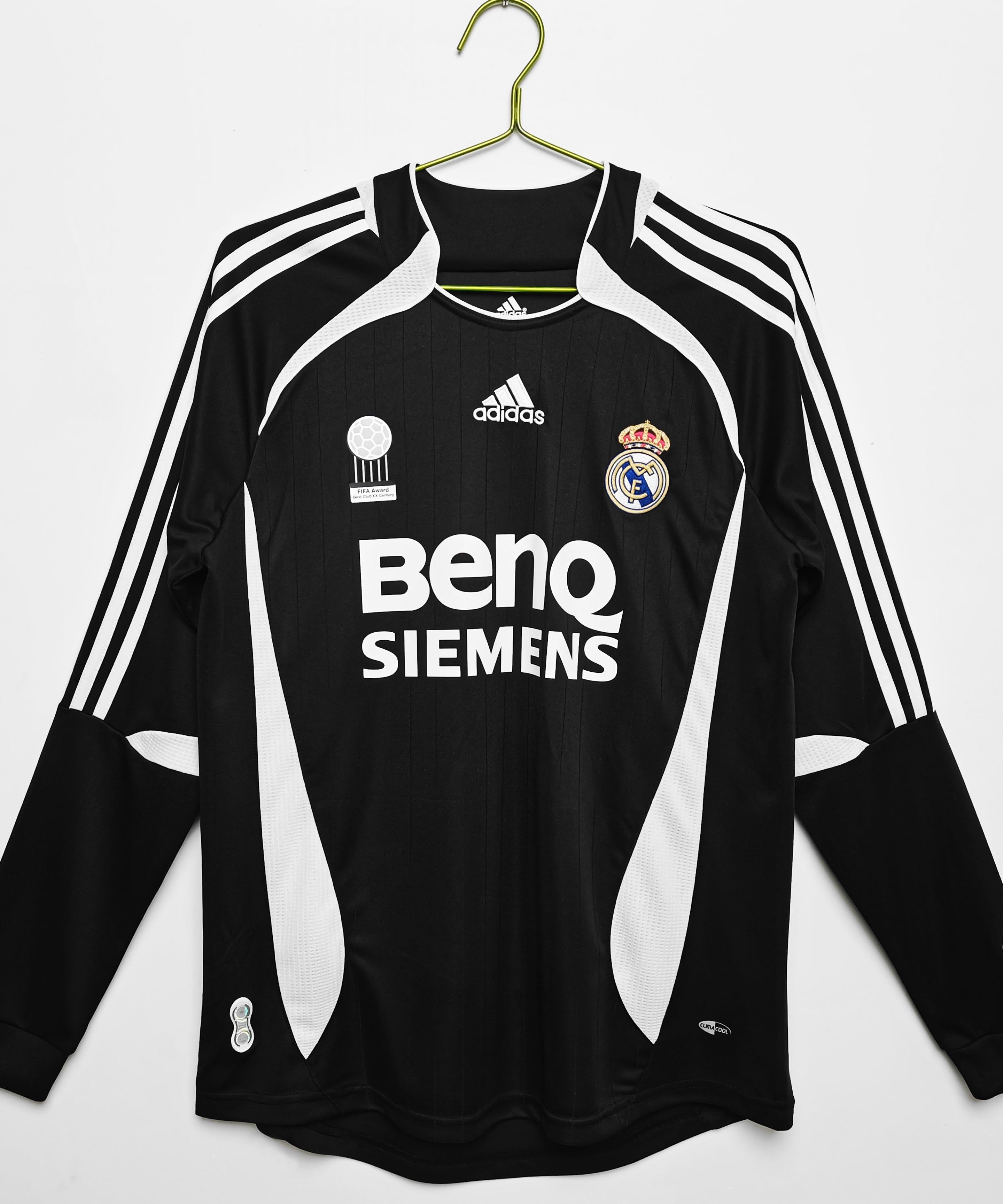 طقم ريال مدريد الاحتياطي ذو الأكمام الطويلة لموسم 2006-2007