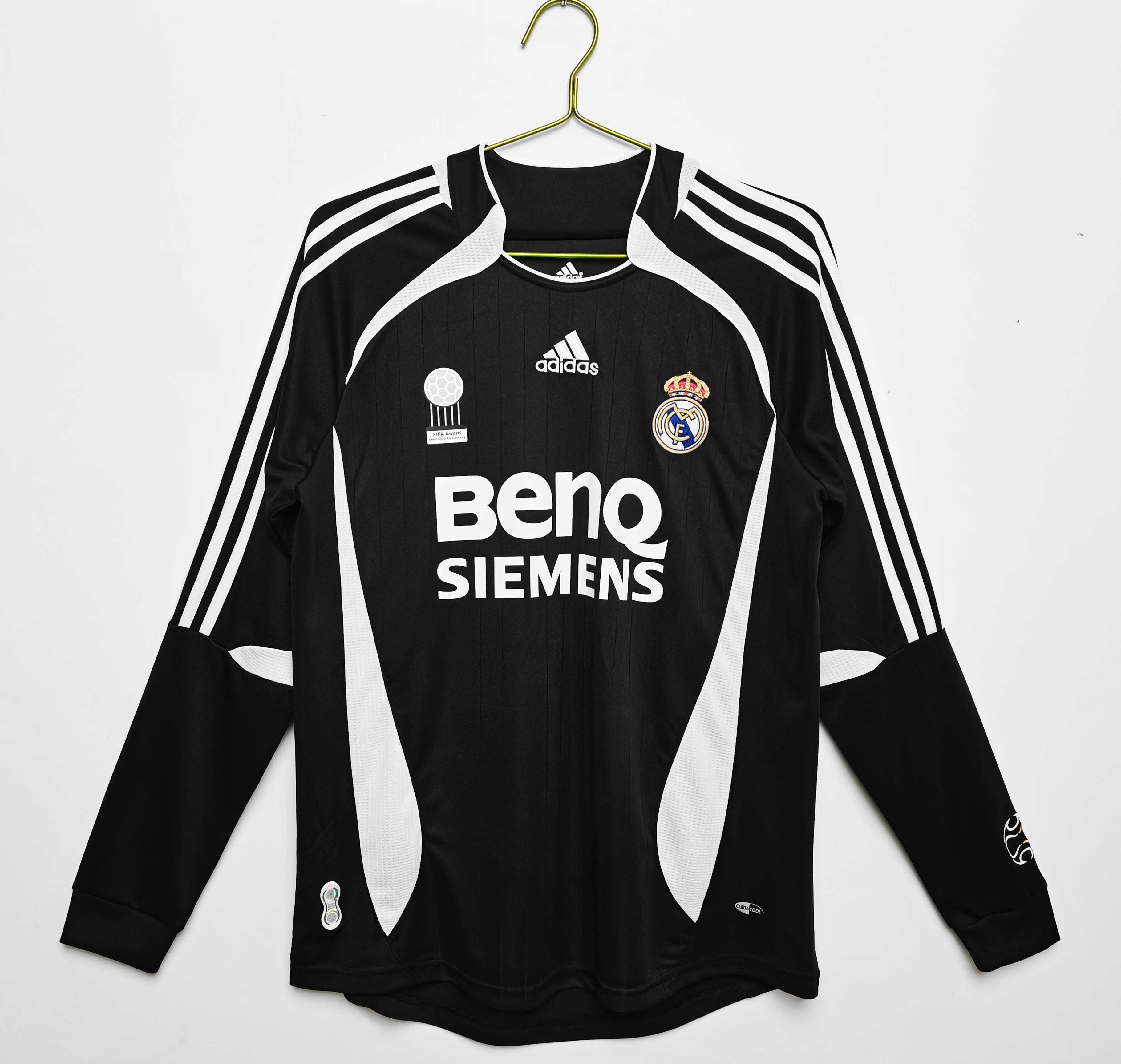 طقم ريال مدريد الاحتياطي ذو الأكمام الطويلة لموسم 2006-2007