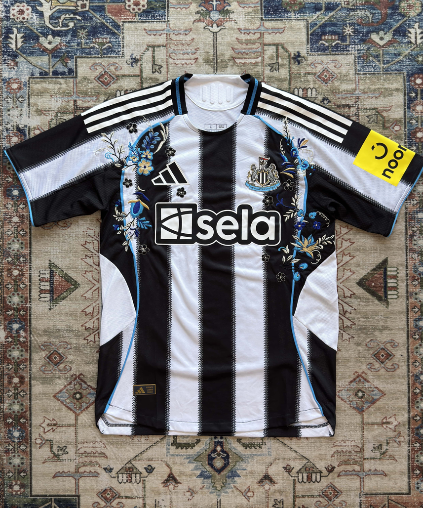 Newcastle United Besticktes Trikot 2024/2025