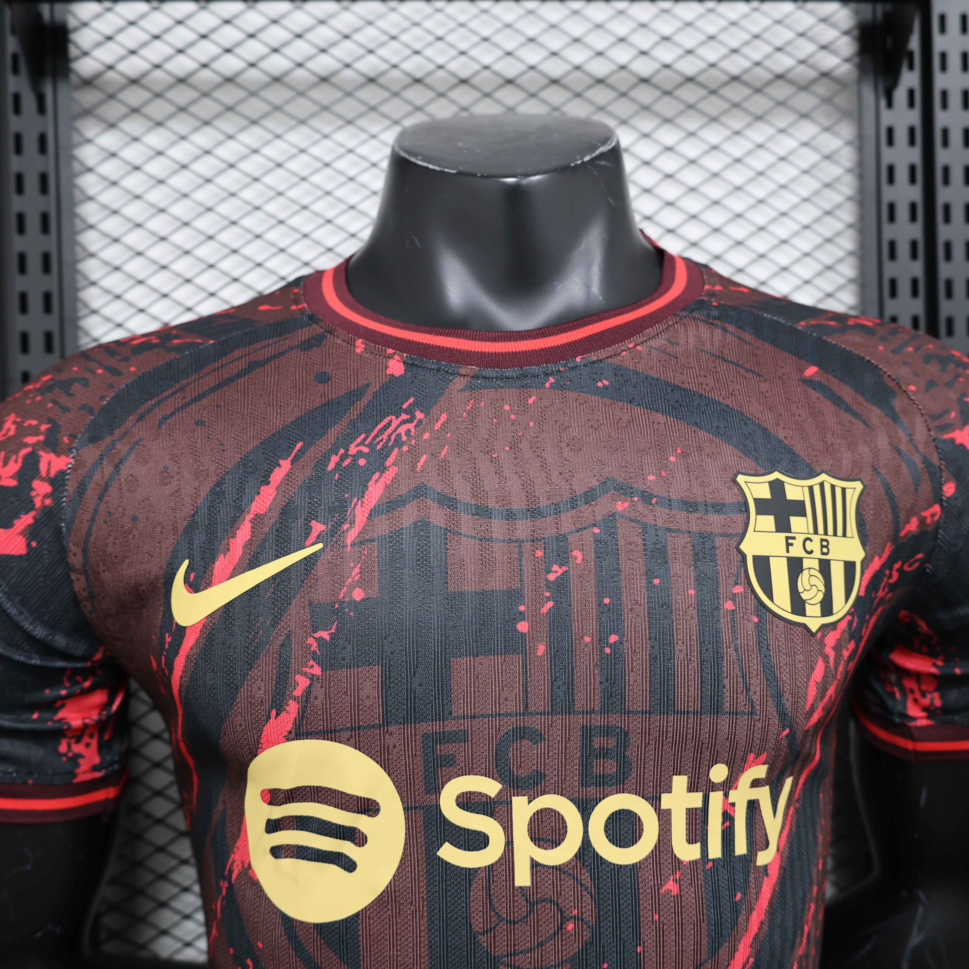 Barcelona "Red root" Special Edition