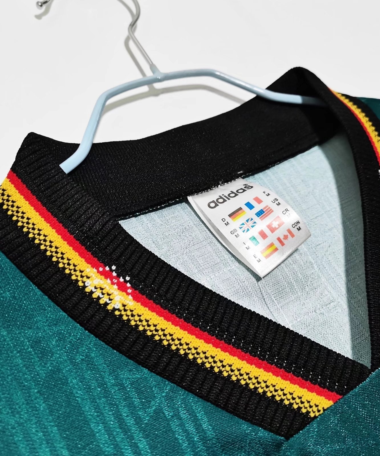 Uniforme Retro de Visitante Alemania 1996-1997