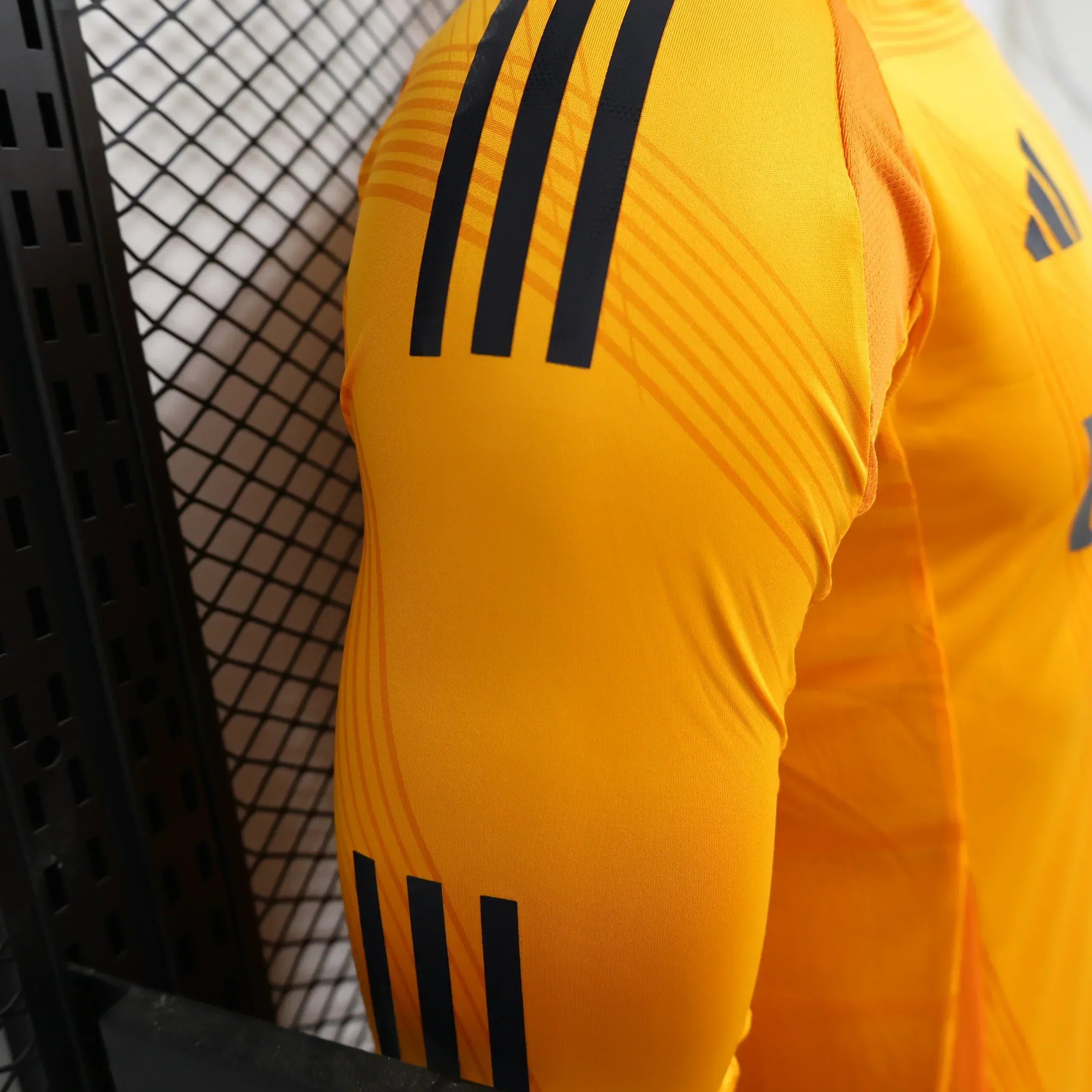 Uniforme de Visitante de Manga Larga Real Madrid 2024-2025