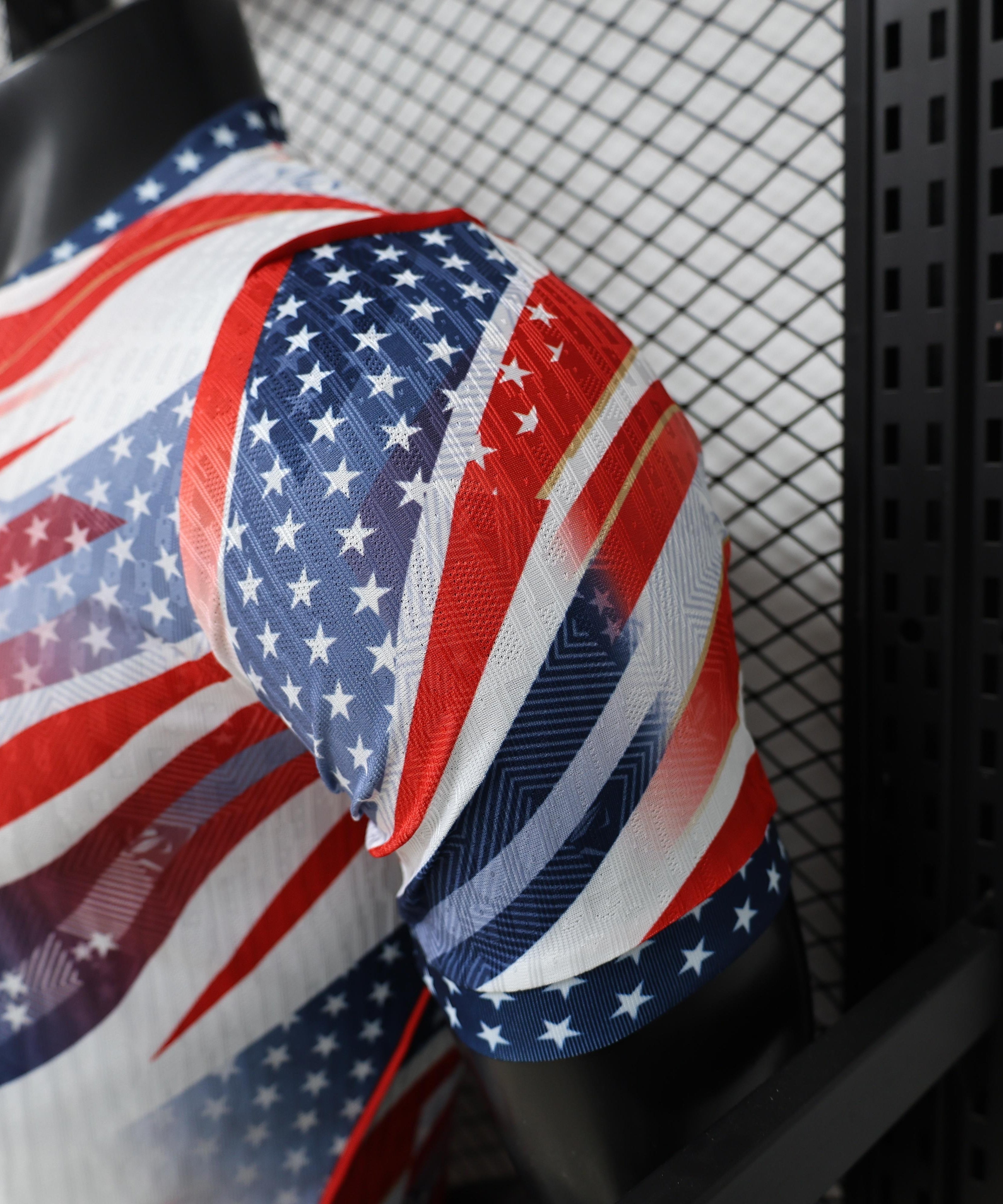 USA 2026 Heim Sonderedition Trikot mit amerikanischer Flagge