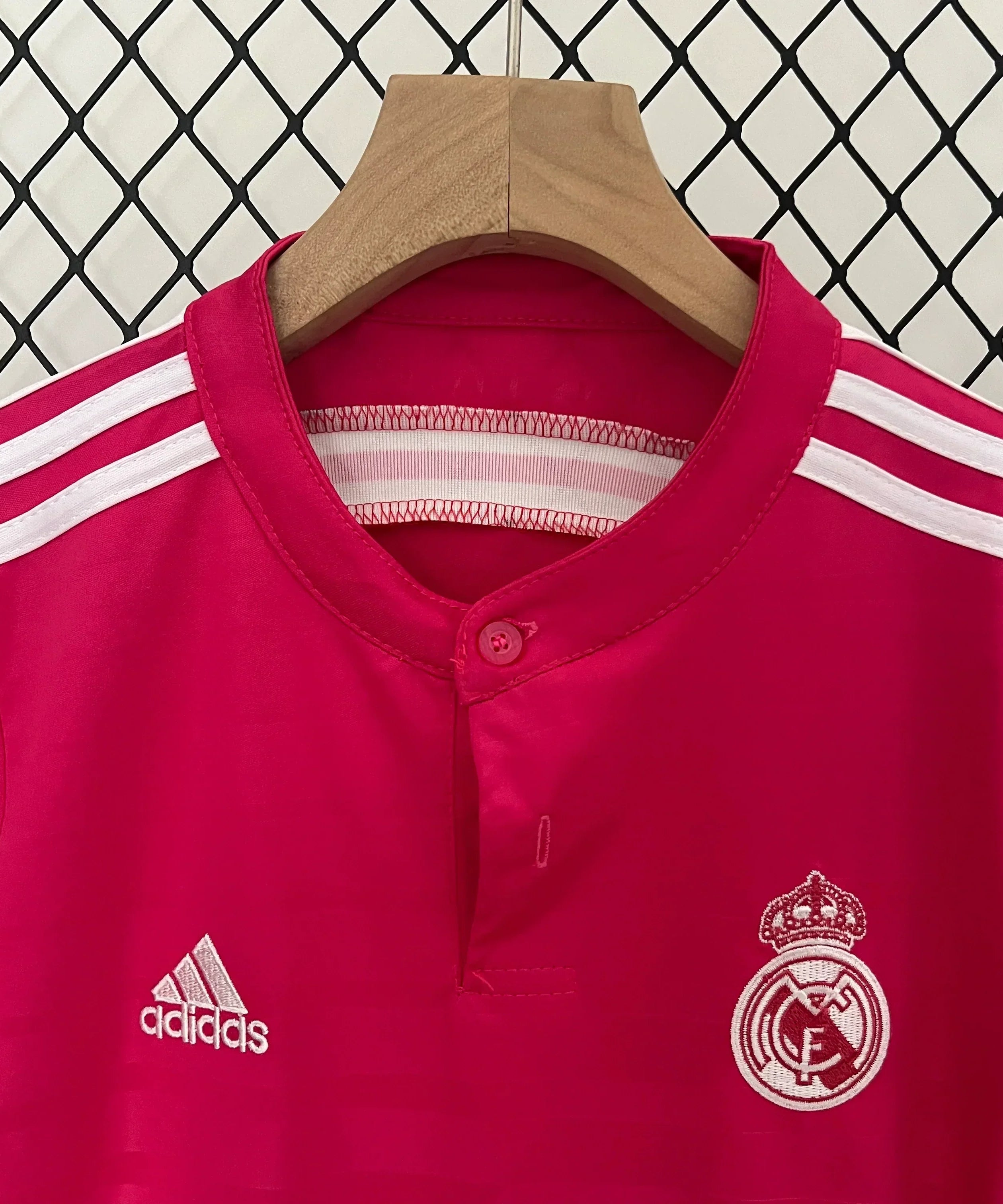 قميص ريال مدريد الاحتياطي للأطفال لموسم 2014/2015