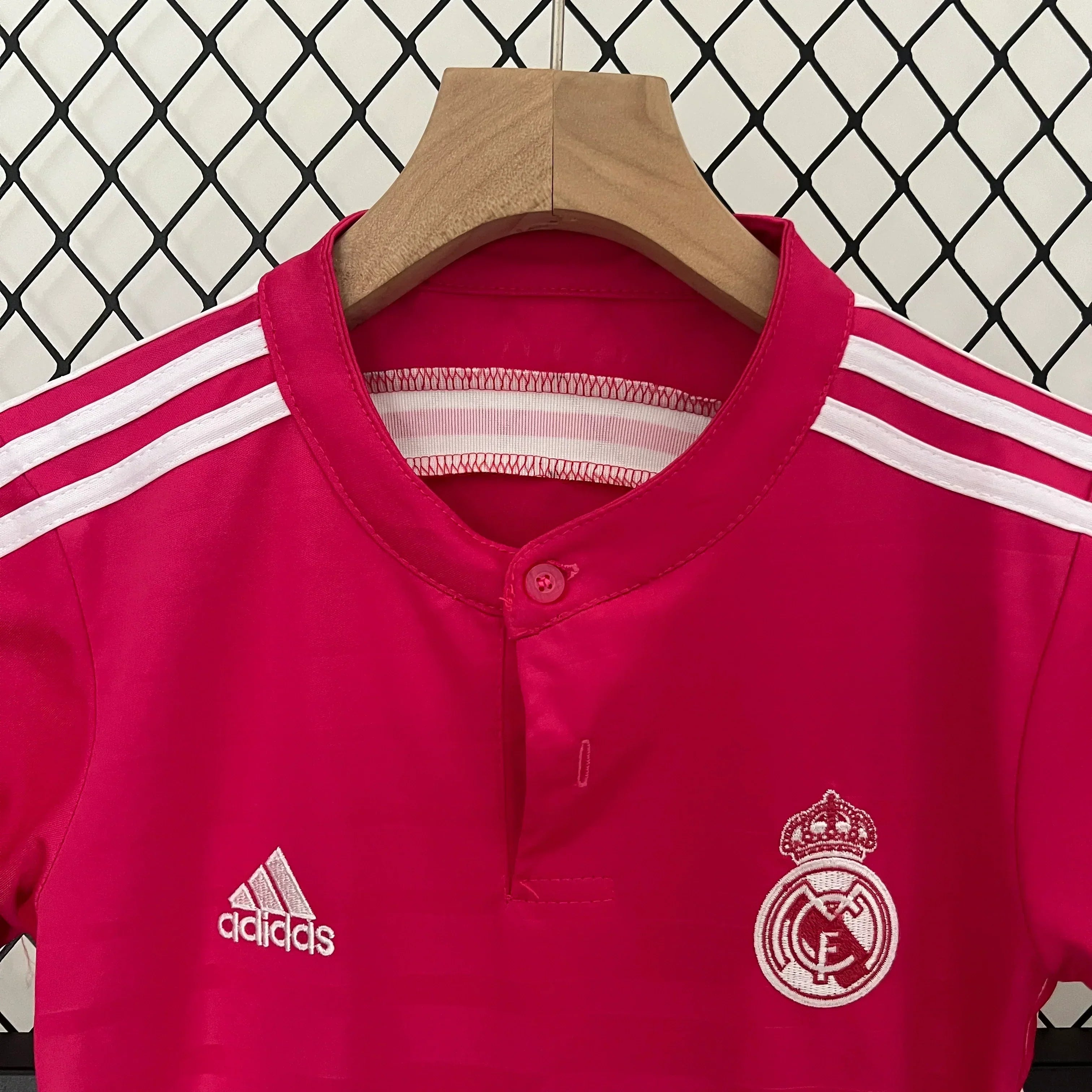 قميص ريال مدريد الاحتياطي للأطفال لموسم 2014/2015