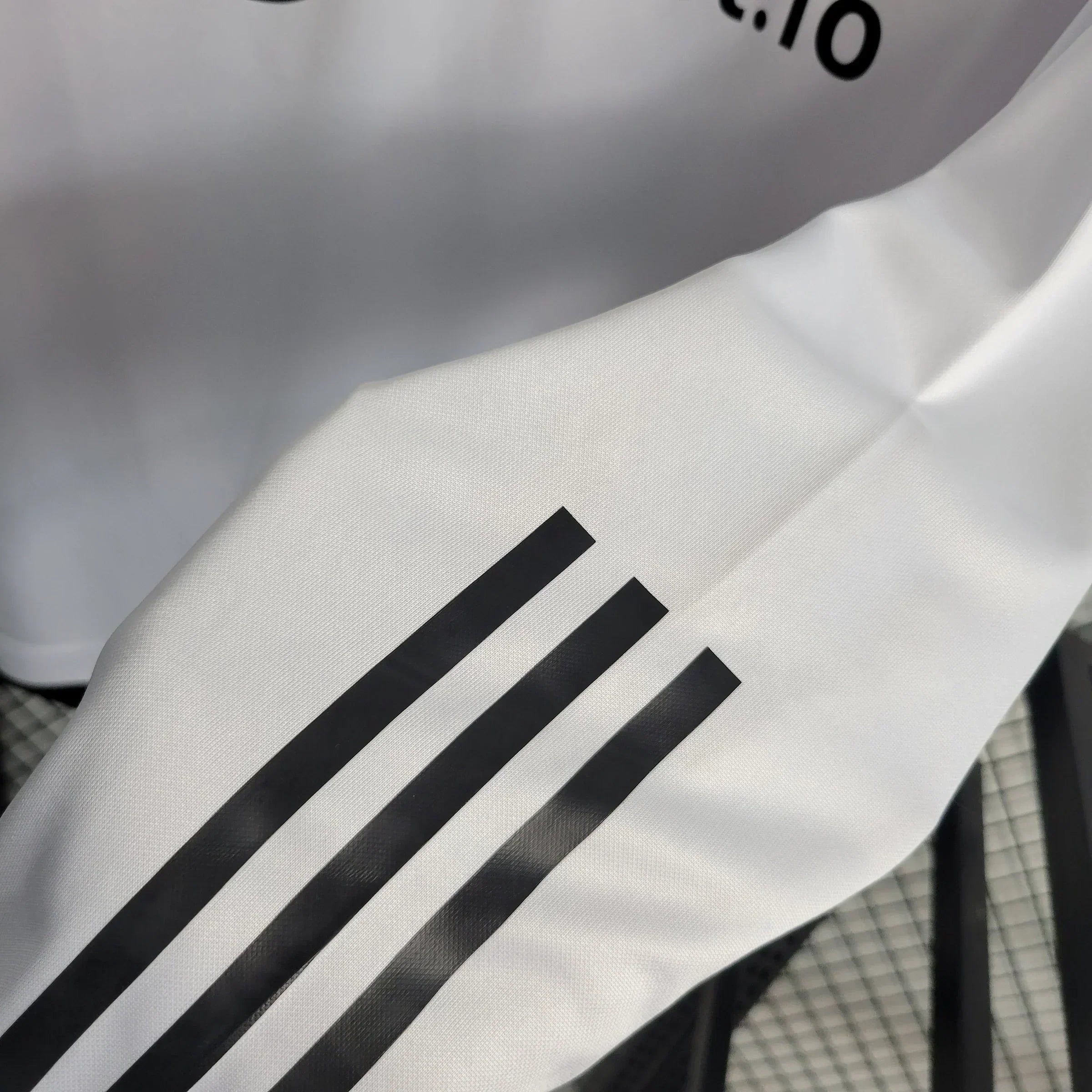 São Paulo Weiße Windjacke 23/24
