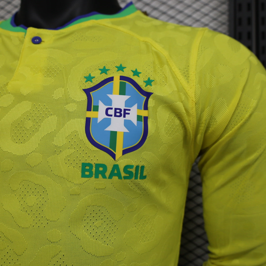 Brasil 2023-2024 Kit Local de Manga Larga