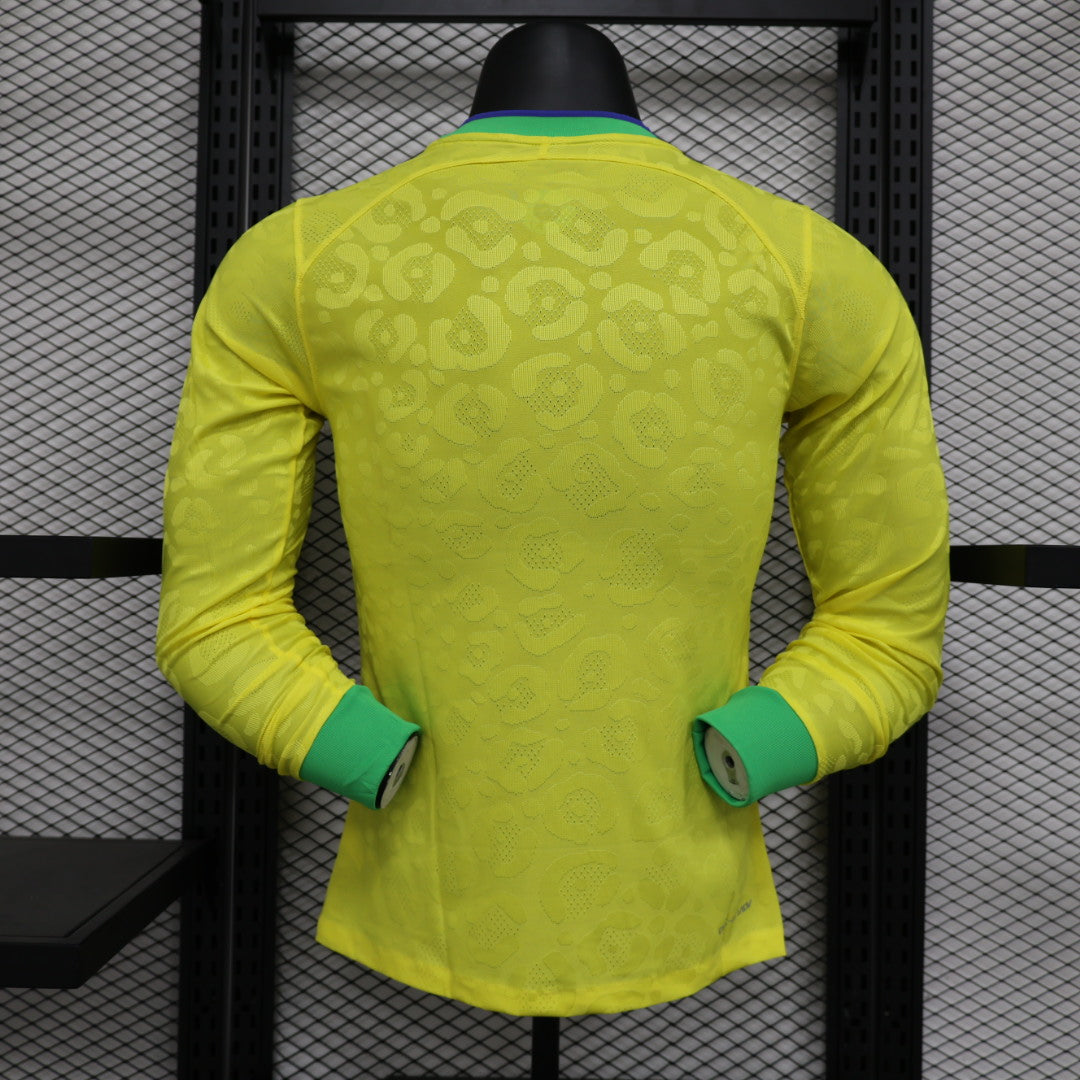 Brasil 2023-2024 Kit Local de Manga Larga