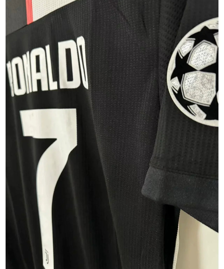 Camiseta Firmada Ronaldo Juventus 19-20