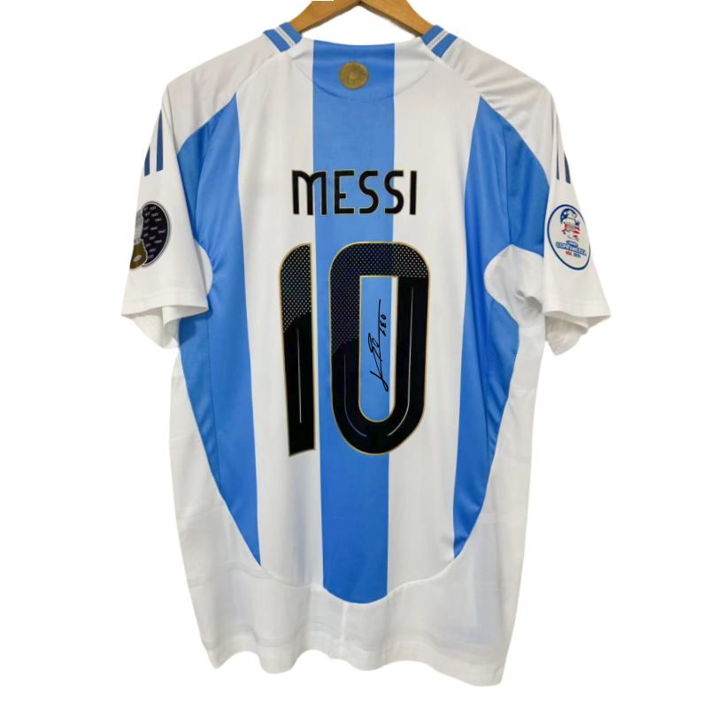 Messi Argentina 24-25 Signed Jersey