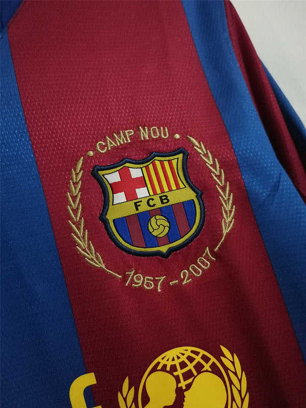 طقم برشلونة الأساسي ذو الأكمام الطويلة لموسم 2007-2008