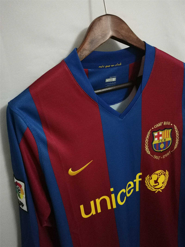 طقم برشلونة الأساسي ذو الأكمام الطويلة لموسم 2007-2008