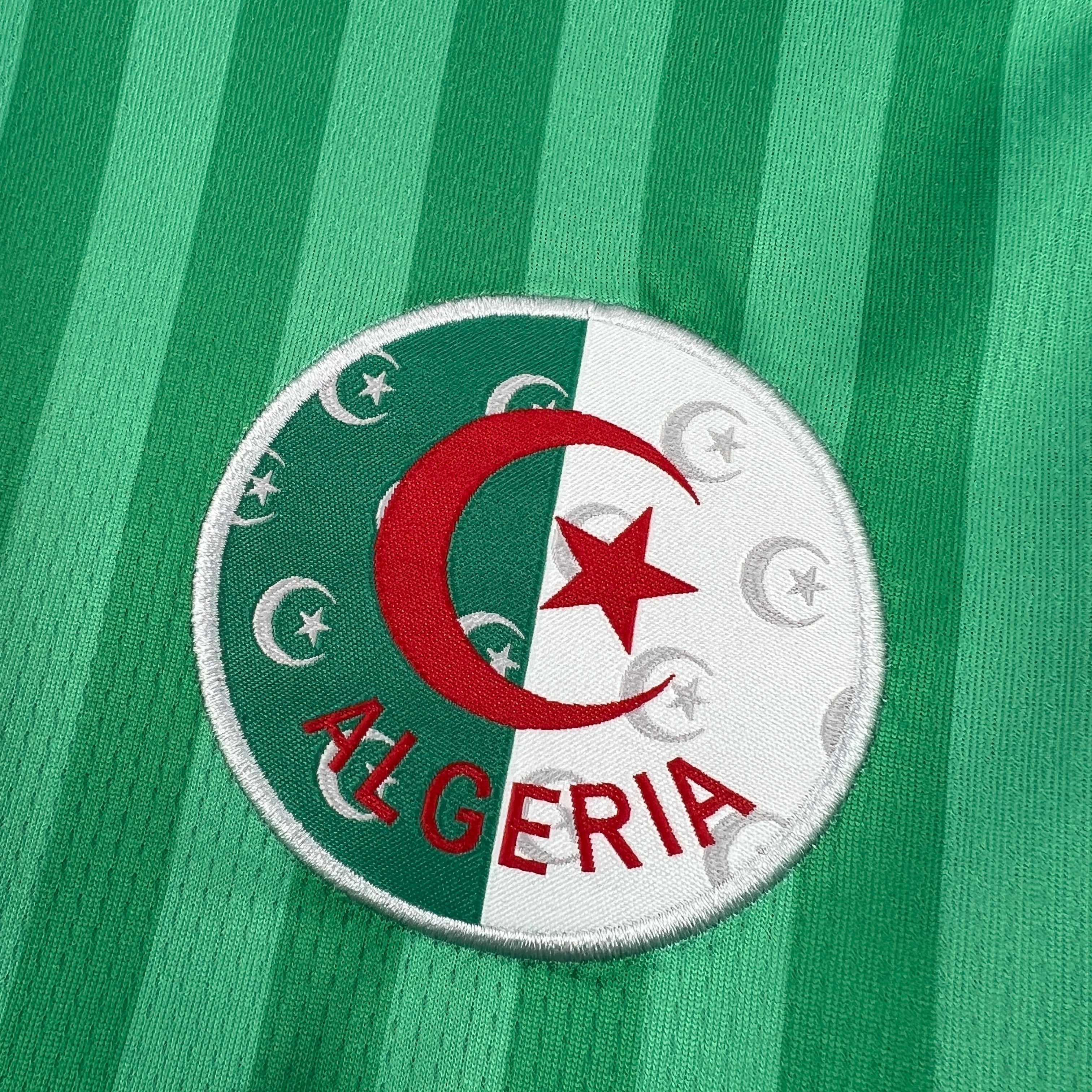 قميص منتخب الجزائر الاحتياطي لكأس العالم 2026