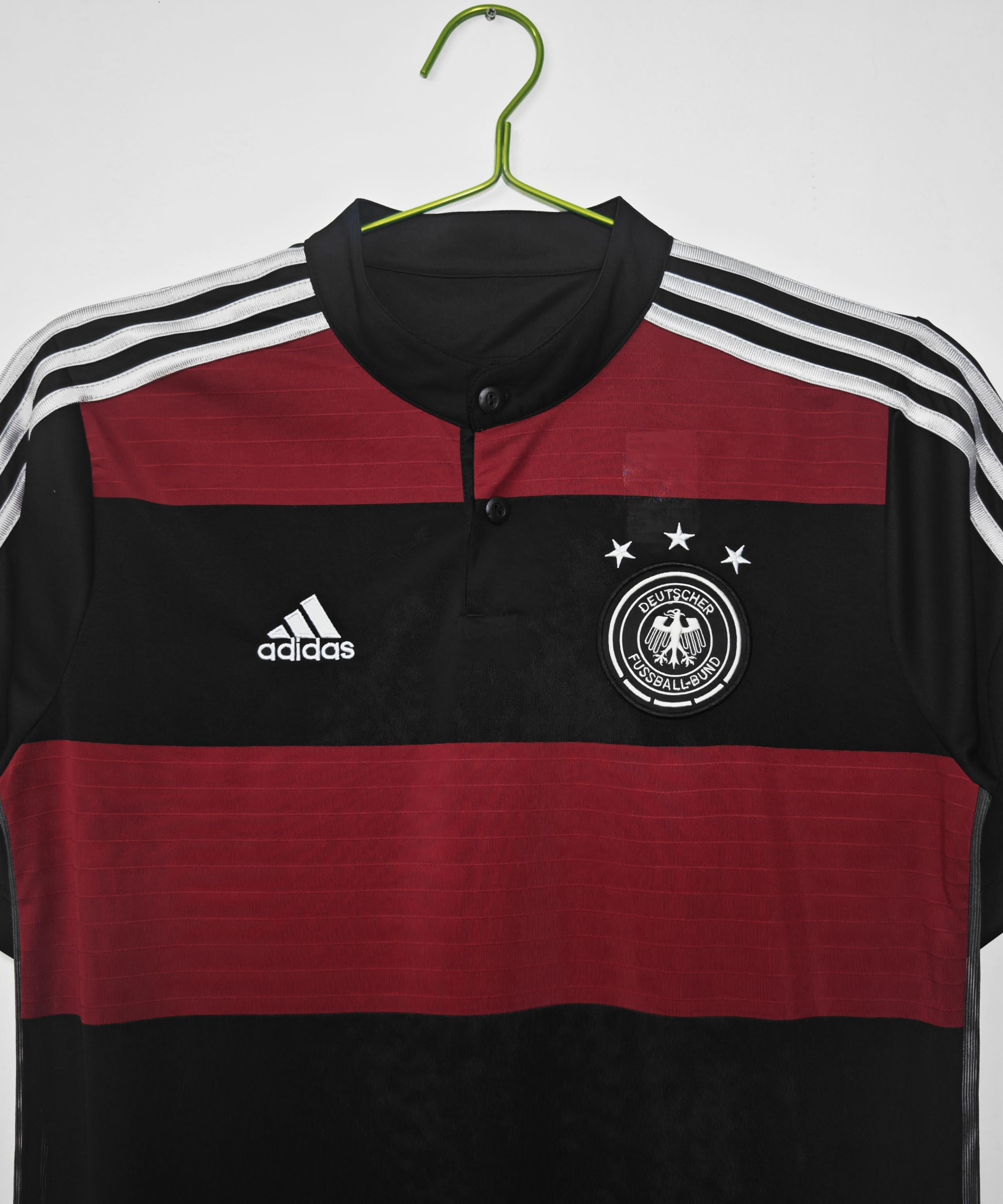 Uniforme Retro de Visitante Alemania 2014-2015
