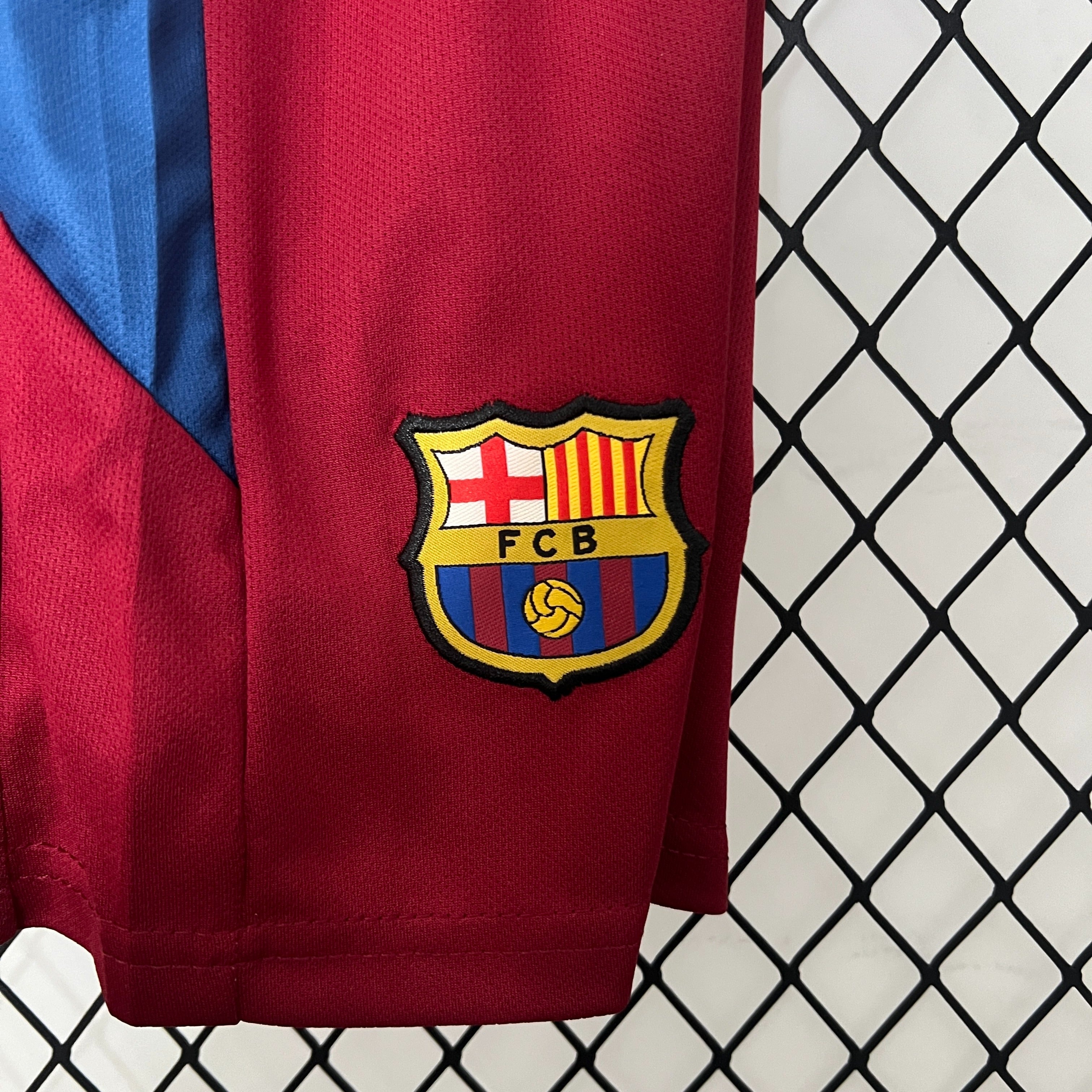 Barcelona 10-11 Retro Local Kit Infantil
