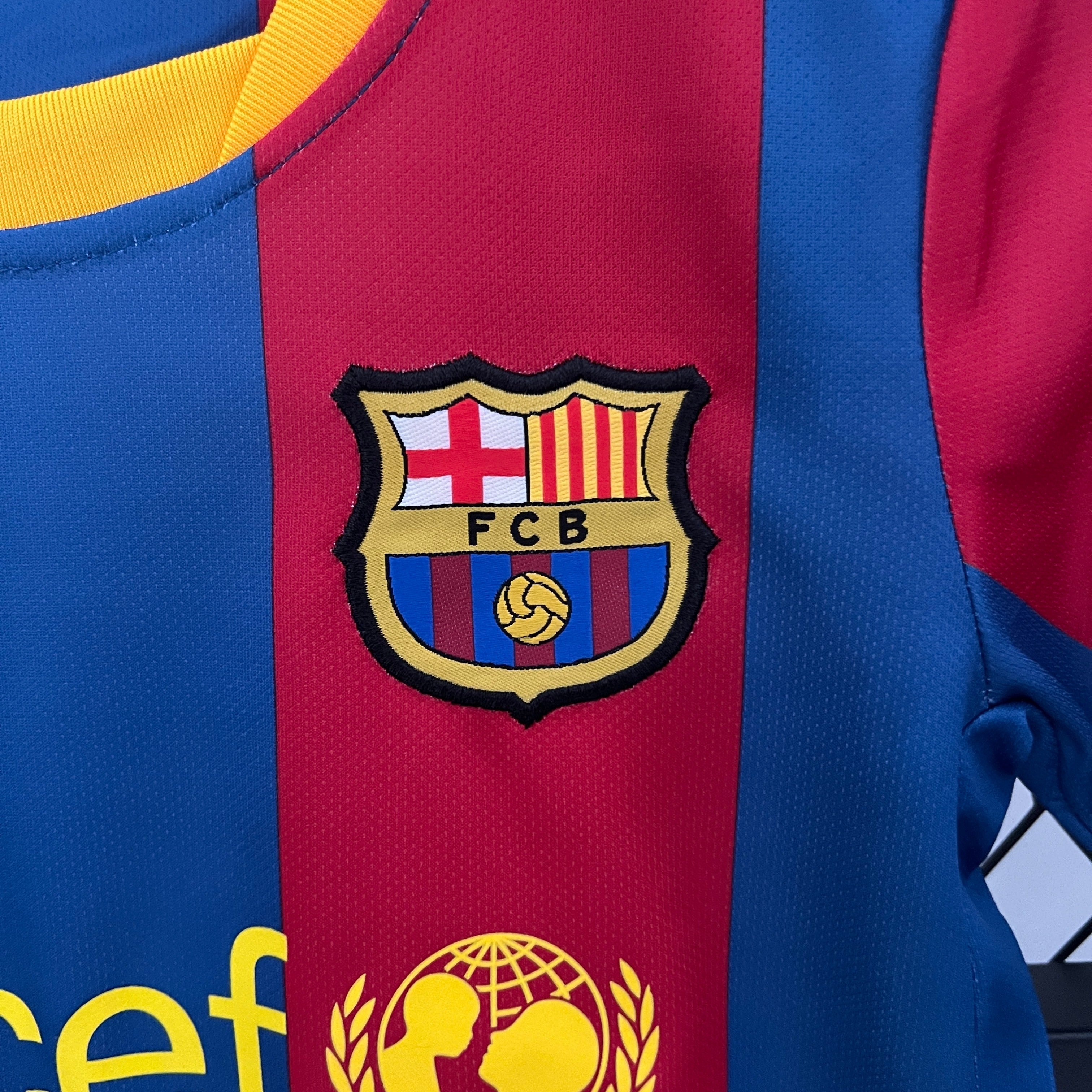 Barcelona 10-11 Retro Local Kit Infantil
